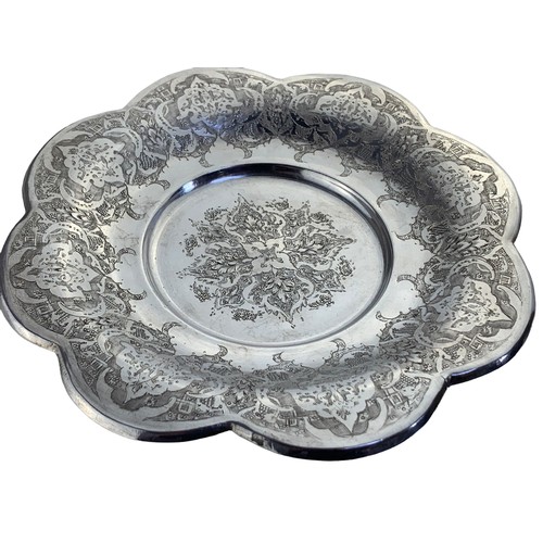 574 - A CONTENETAL SILVER SWEET PASTRY DISH RAISED ON CIRCULAR BASE 186grm