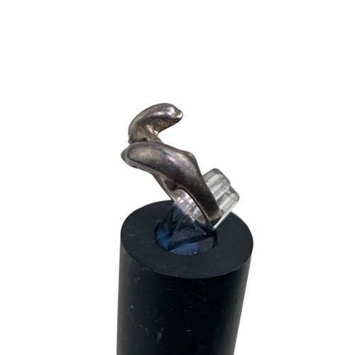 264 - SILVER TWIN DOLPHIN RING