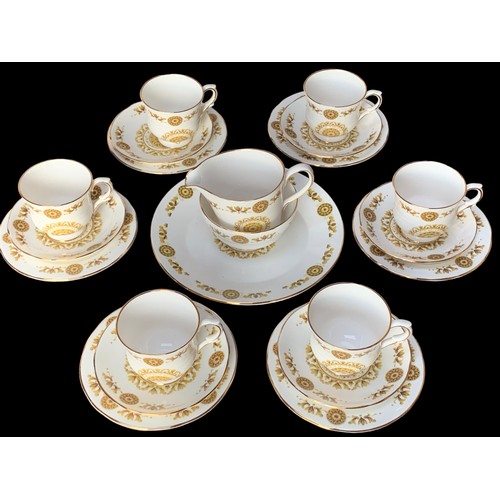 898 - 21 PIECE ROYAL SUTHERLAND SERVICE