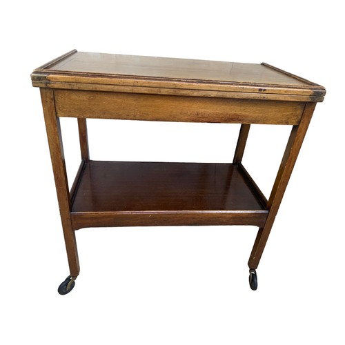 413 - TURN OVER LEAF CARD TABLE