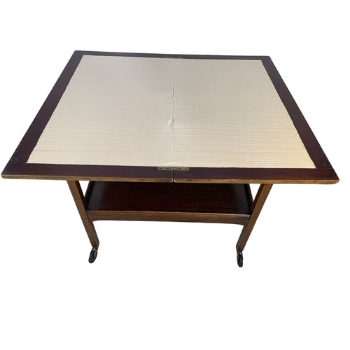 413 - TURN OVER LEAF CARD TABLE