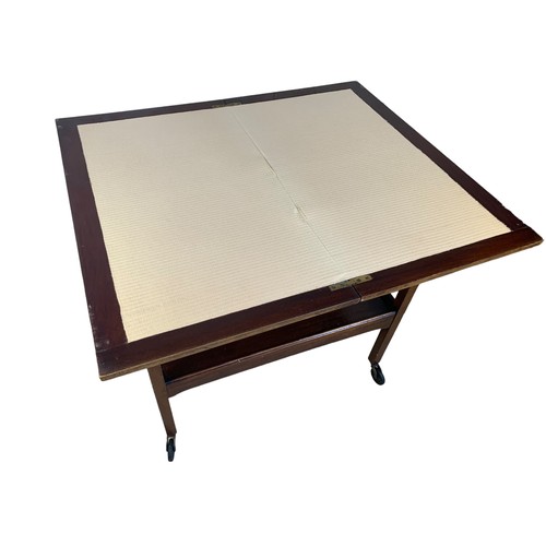 413 - TURN OVER LEAF CARD TABLE