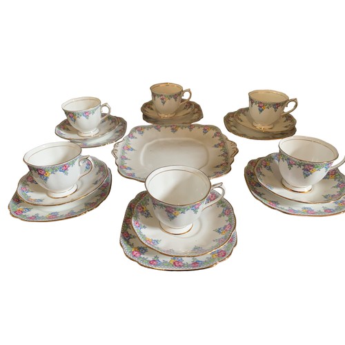 105 - 18 PIECE ROYAL ALBERT TEA SERVICE