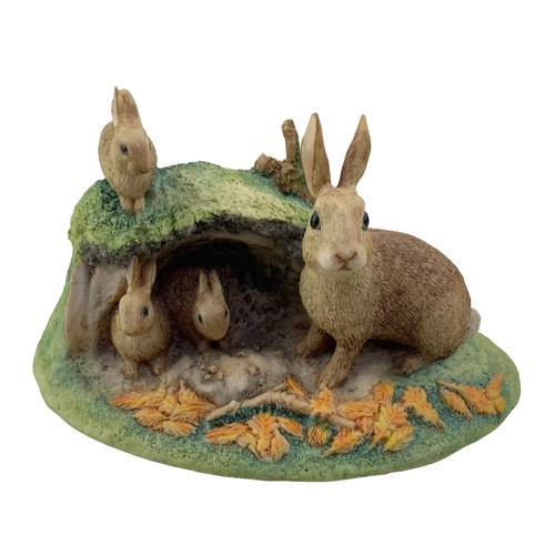 240 - FAMILY LIFE RABBIT FAMILY BY BORDER FINE ARTS 6X3