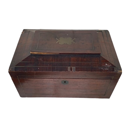 468 - AN ANTIQUE MAHOGANY BOX WITH BRASS INLAY