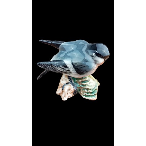 241 - BESWICK BULLFINCH