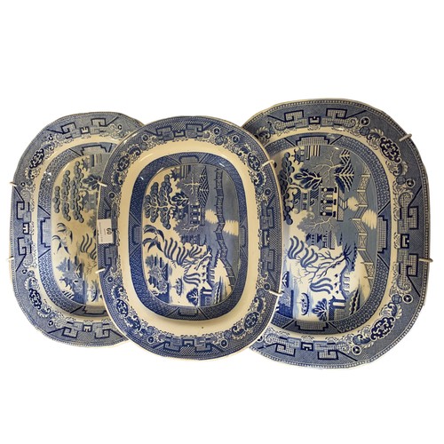 60 - 3 WILLOW PATTERN PLATTERS