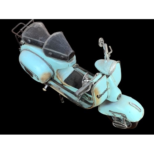 373 - A VINTAGE VASPA ORNAMENTAL COLLECTORS MOTORBIKE (BLUE/BLACK)