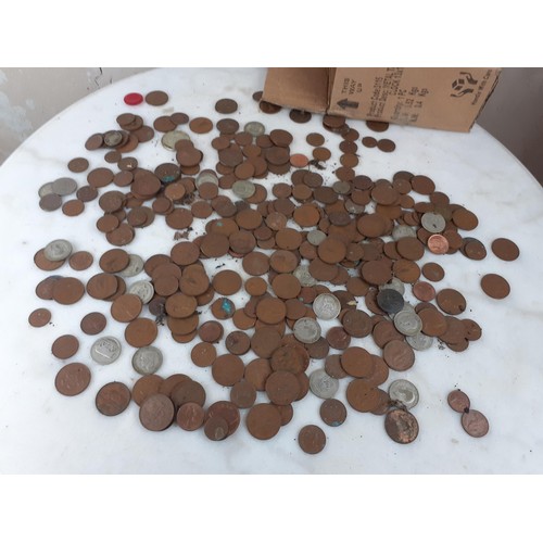 719 - A QUANTITY OF OLD COINS