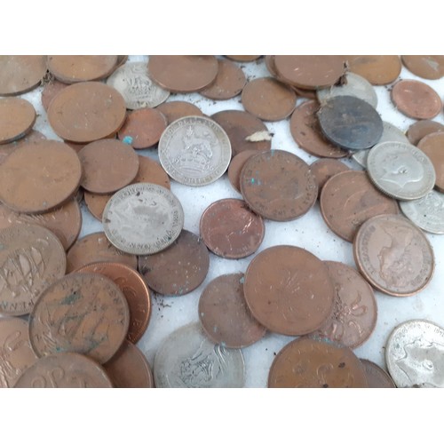 719 - A QUANTITY OF OLD COINS