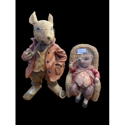 39 - 2 ANIMAL FIGURES