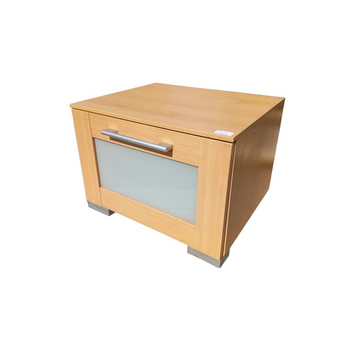 20 - A BEECH 1 DRAWER BEDSIDE CHEST 20 x 16.5 x 14 