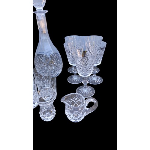 140 - A QTY OF MIXED CUT GLASS & CRYSTAL