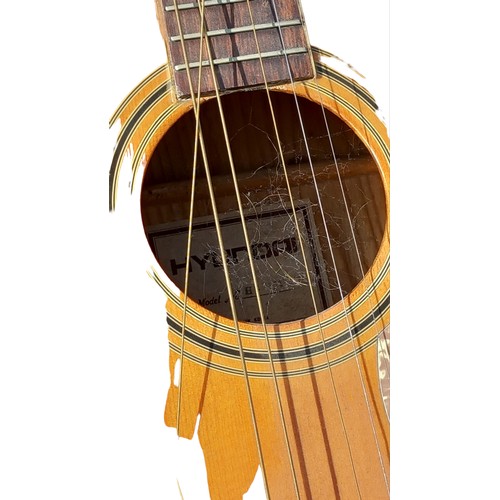 160 - A CASED HYUNDAI ACOUSTIC GUITAR