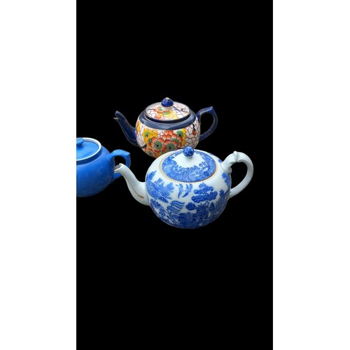 104 - A LOT OF 6 MIXED TEAPOTS