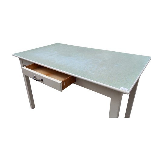 126 - A RETRO (VINTAGE) FORMICA TOPPED 1 DRAWERED TABLE