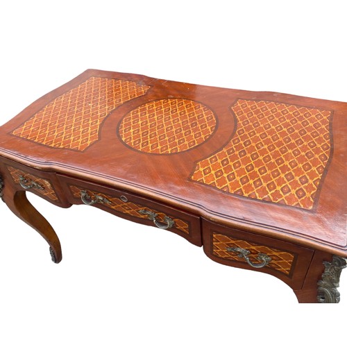 664 - A VERY NICE ORMULU MOUNT INLAID DESK ON CAB LEG 50X27X32