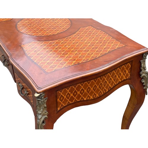 664 - A VERY NICE ORMULU MOUNT INLAID DESK ON CAB LEG 50X27X32