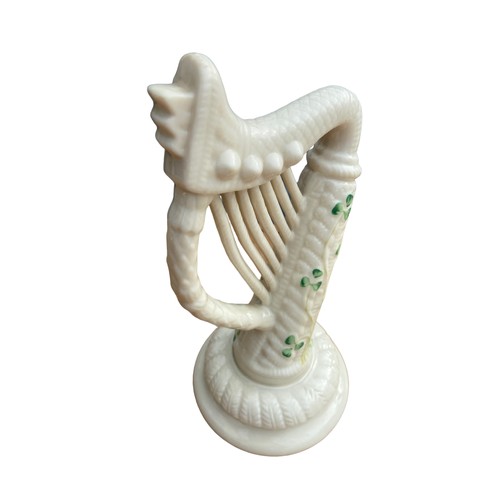 666 - SHAMROCK BELLEEK HARP 9