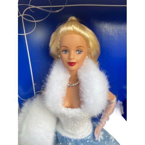 111 - A VINTAGE SPECIAL EDITION SNOW SENSATION BARBIE