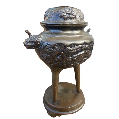 214 - AN ORIENTAL INSENCE BURNER DEPICTING DRAGONS WITH SERPENT HEAD HANDLES IN A BRONZE STYLE FINISH 6