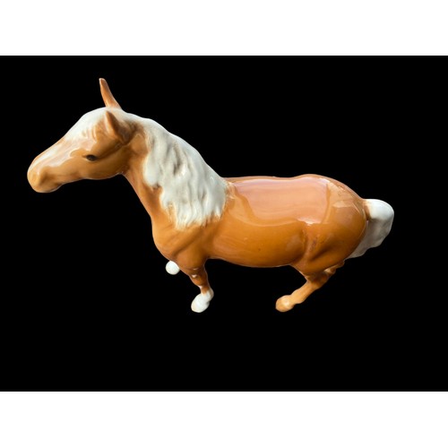 226 - BESWICK BROWN PONY 5.5