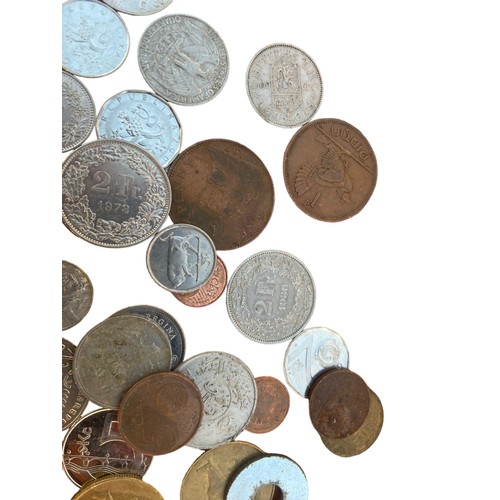 248 - A MIXED LOT OF COINS