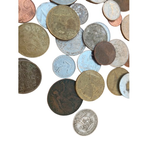 248 - A MIXED LOT OF COINS