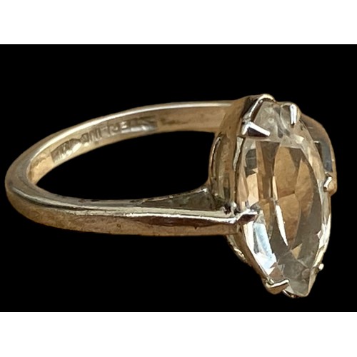 300 - A SILVER MARQUISE STONE RING