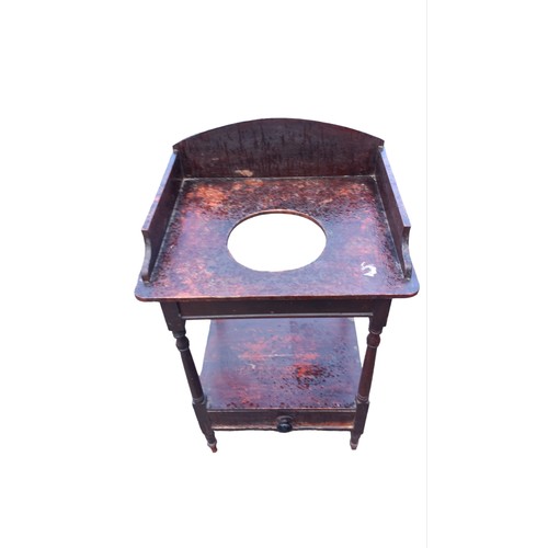 393 - ANTIQUE WASH STAND 22.5 x 18 x 36