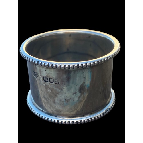 562 - LONDON SILVER NAPKIN RING BY MAPPIN AND WEBB 37.2g