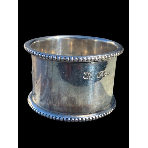 562 - LONDON SILVER NAPKIN RING BY MAPPIN AND WEBB 37.2g