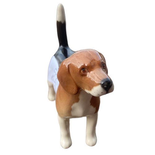 481 - A BESWICK BEAGEL