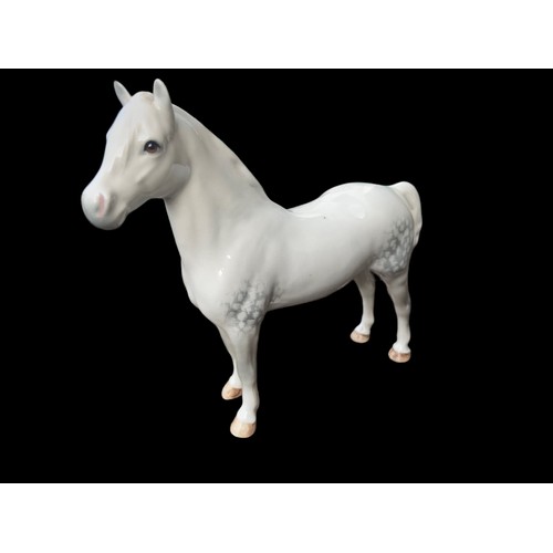 490 - A BESWICK WELSH. M HORSE 6