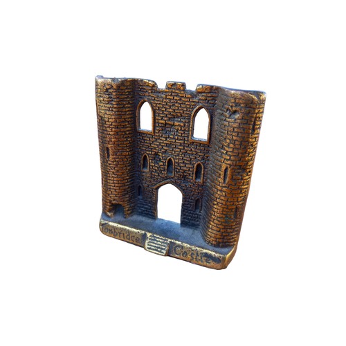 522 - A SET OF BRASS CASTLE BOOK ENDS 3 x 3