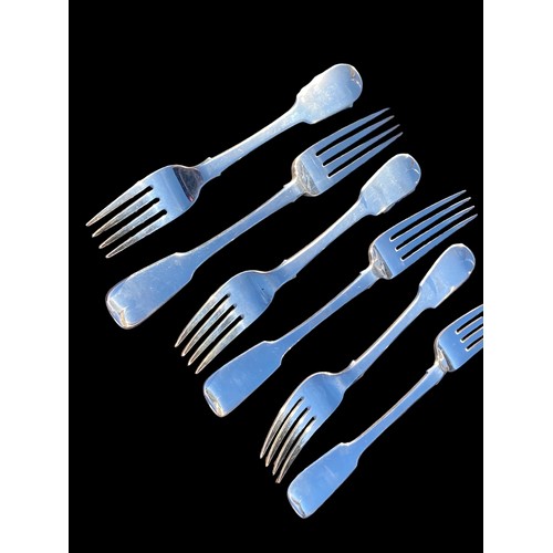 629 - SET OF 6 DUBLIN 1841 SILVER FORKS BY W.M CUMMINS 473.8g