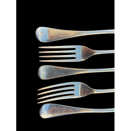 732 - SET OF 5 SHEFFIELD SILVER FORKS 284g