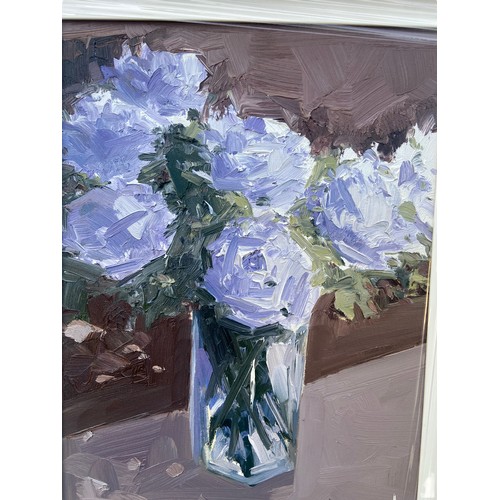 843 - WHITE ROSES IN A VASE OIL ON CANVAS BY VIVAK MANDALIA20X16