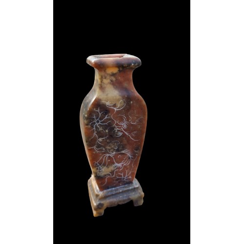 793 - 2 MINIATURE ORIENTAL MARBLE VASE WITH MARKINGS DEPICITNG COY 4.25