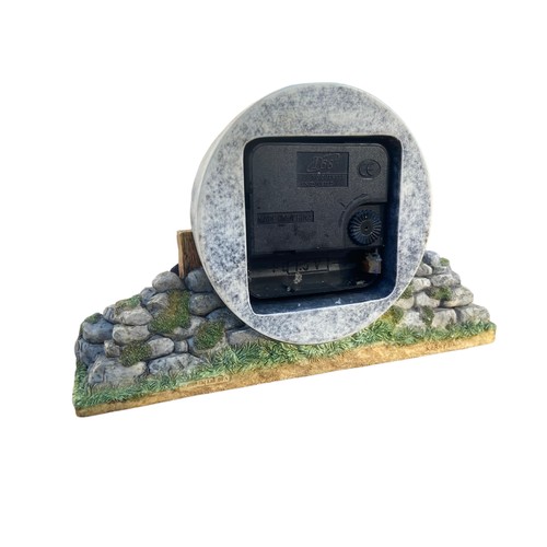 837A - A BORDER FINE ARTS STUDIOS READY & WAITING MANTLE CLOCK THE BORDER COLLIE COLLECTION