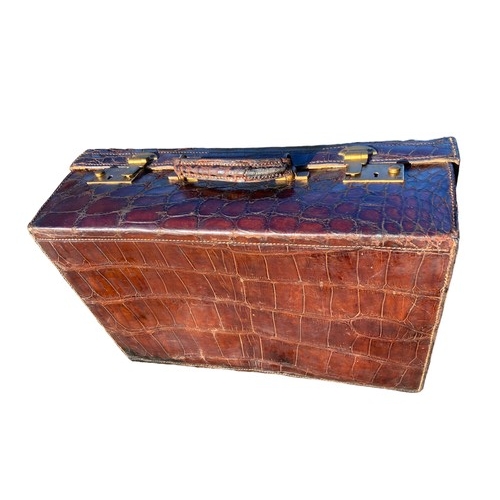 139 - A CROCODILE SKIN CASE 12.5 X 19.5 X 7