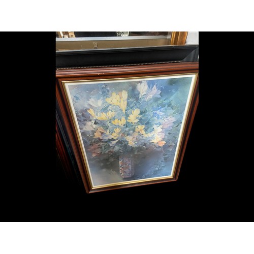 1 - MIXED LOT OF GOOD QUALITY PRINTS PAINTINGS AND MIRRORS