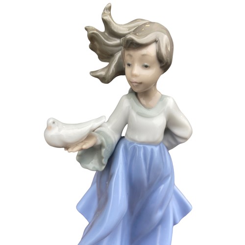 99 - A NAO FIGURE GIRL WITH DOVES 7