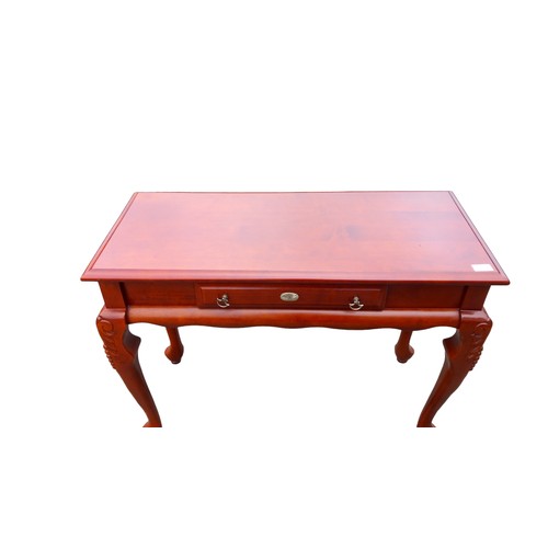 149 - A MAHOGANY SINGLE DRAWER CONSOL TABLE