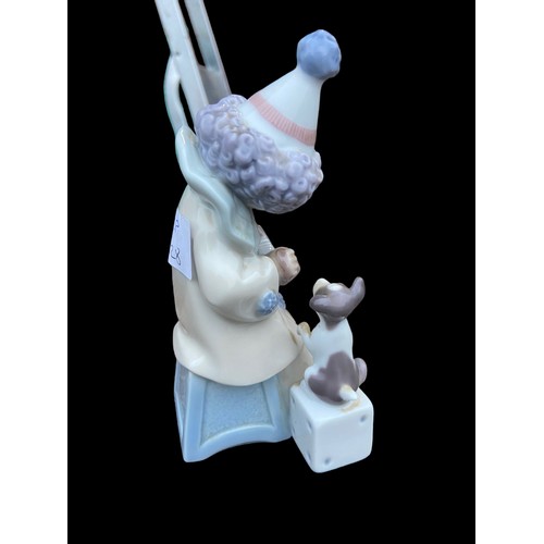 151 - LLADRO ACCORDIAN CLOWN AND PUP 5