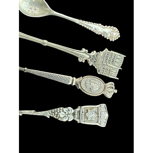 169 - A LOT OF 4 MIXED SILVER SPOONS 51.3grm