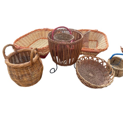 54 - LOT OF LARGE WICKER ITEMS