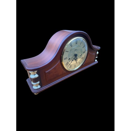 71 - A MAHOGANY CASED MANTLE CLOCK