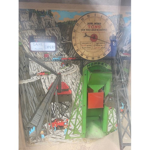 583 - AN EXTREMELY RARE 1950s SIDEWALK ENGINEER ARCADE GAME BY WILLIAMS OF CHICAGO IT IS COMPLETE BUT HAS ... 