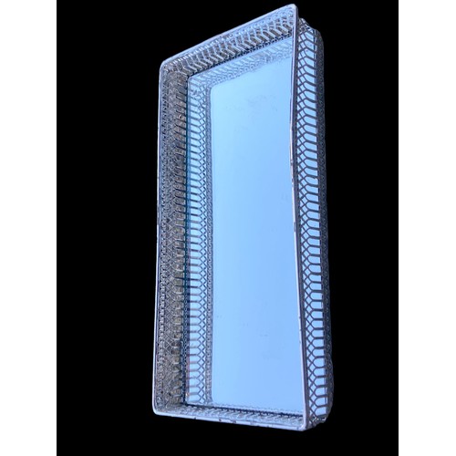 100A - 2 PIERCED MIRRORED AND METAL TRAYS